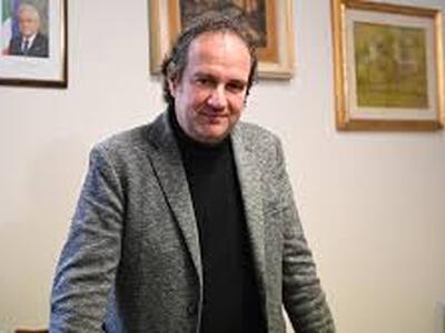 Villa Pardini, Bartolomei: "L'amministrazione segue con la massima attenzione le segnalazioni dei cittadini e verificherà con il gestore e Polizia locale l'andamento del servizio e la situazione della zona"