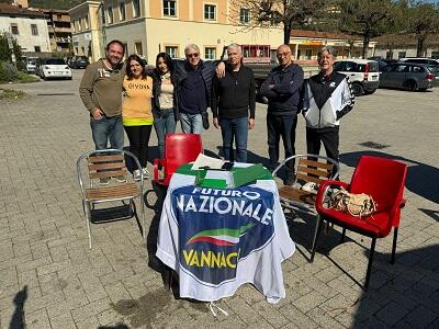 Futuro Nazionale Mediavalle e Garfagnana: un successo la grande affluenza al gazebo di Borgo a Mozzano