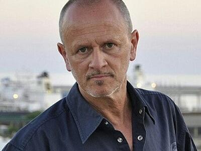 Denei & Nocchi: quando la comicità diventa racconto e la satira si fa romanzo