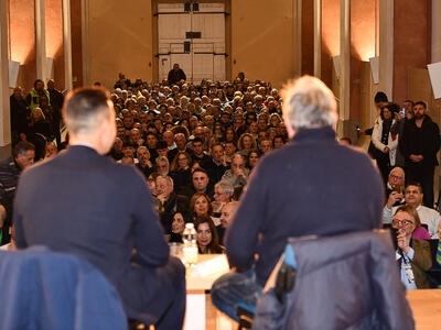 Roberto Vannacci sbanca Chiavari e prende a pesci in faccia la Sinistra e i gufi della politica italiana