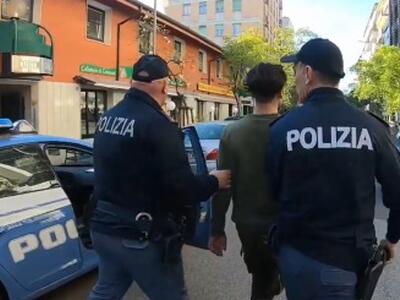 Arrestato 19 enne italiano trovato con la droga