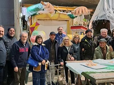 Brindisi e... chiacchiere (di Carnevale) per il saluto alle contrade