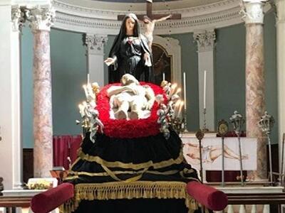 Ponte a Moriano, torna la tradizione: la processione del Gesù Morto sfida le difficoltà e guarda al futuro