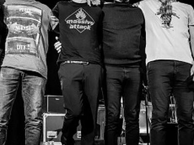 Arriva il concerto degli Weeds a Piano strada