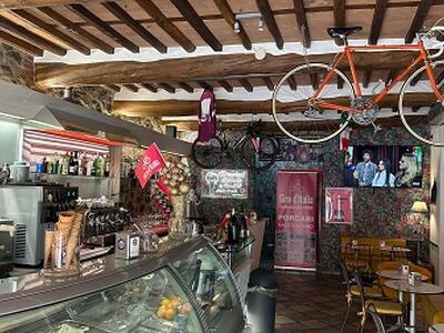 Porcari si veste di rosa: la Gelateria Pacini rende omaggio al Giro d'Italia e alla storia del Team Fanini - Amore e Vita (Photogallery)