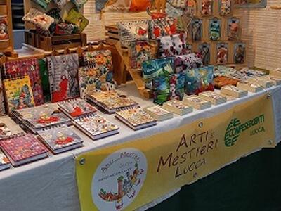 Sabato e domenica il mercatino Arti e Mestieri sbarca in piazza Anfiteatro