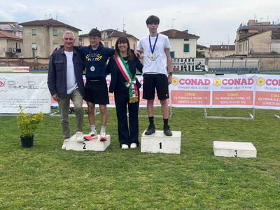 Cristian Cordoni argento nei 150 metri al Meeting Bronze Assoluto di Monsummano. Leonardo Santangelo campione toscano di corsa 30’ Allievi