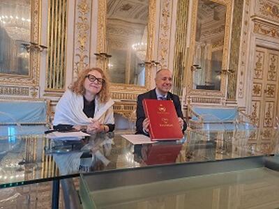 Nasce l'Albo dei Benefattori: in un libro e una cornice verranno raccolti i nomi di quanti hanno fatto una donazione liberale al Comune