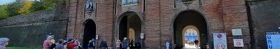 Figli di un Dio minore: Borgo Giannotti e il sottopasso che conduce a Porta Santa Maria