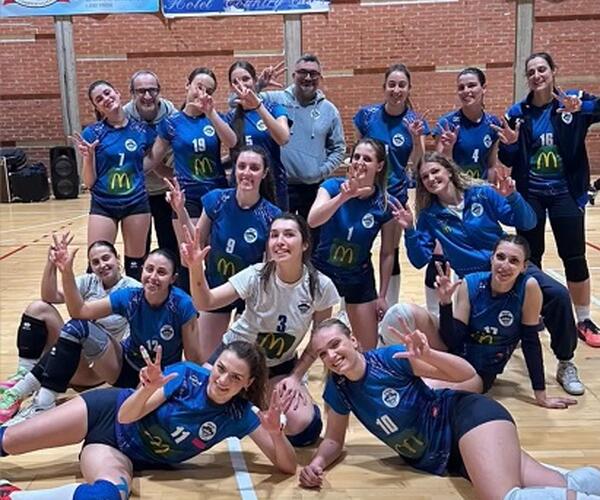 Serie D, la Pantera domina il derby al Palacavanis: 3 a 0 al Porcari e secondo posto blindato