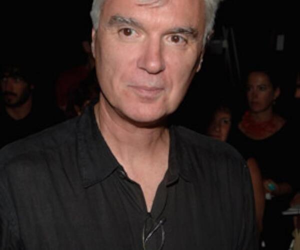 Il Lucca Summer Festival continua con David Byrne: il genio visionario dell’ex-Talking Heads fa ballare piazza Napoleone