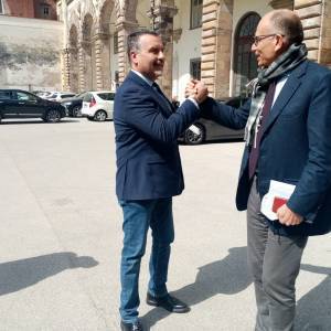 142373c4-3d1c-4913-9405-e9b27b29b632