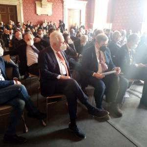 7cd0ceda-e740-423e-b468-0e7e0f8c464f