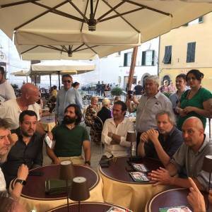 f89bc179-cd8c-4c56-9abe-6cac38c440fa