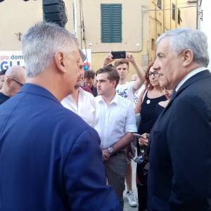 2159e871-5b2e-4f86-a788-1358b15acf82