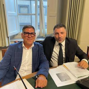 6bb85707-a3e4-4da7-a166-0bfb15870bdb