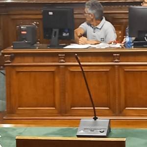 f8b0b1fd-2d63-4998-ac00-0e2e05b74bf0