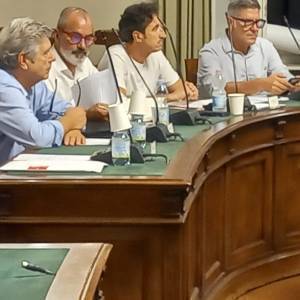 387f2528-a43b-4574-9e22-c3211fe1331b