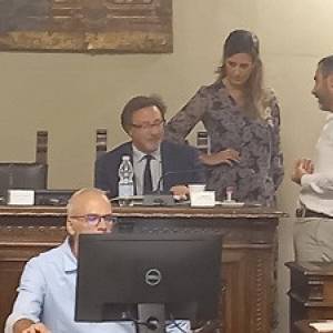 ac6bca83-d258-45e9-8cec-13b26fb2200b