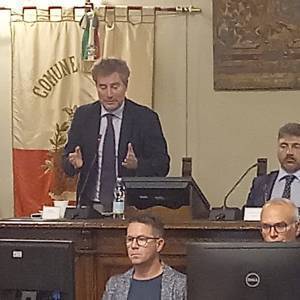 1967384f-d845-4093-aed5-a41b5dfb987b