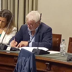 26201686-ffbd-4efc-9ad1-a52f07a94d39