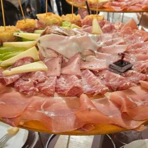 63b11160-4aa5-4ca5-b1b4-c2d39c168795