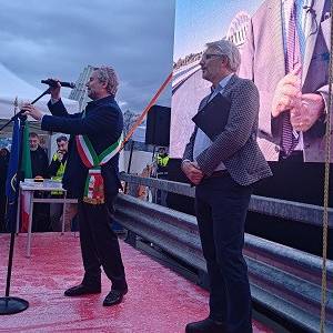 1a96ad39-0782-40f8-b523-43aaeb52f3a4