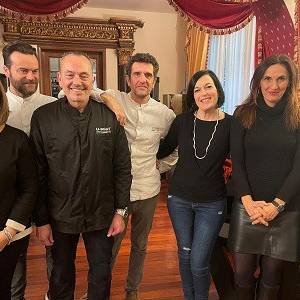 2b5d143c-c2a8-4607-8b57-052b8d93c60c