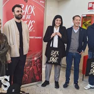 70e33c7b-7c6b-4fc8-a42b-0b97644ef410