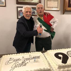 7035b562-8a3c-450d-a2fd-7bd2f2037057