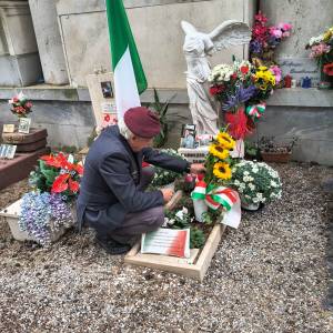 996ff6b6-d6b6-477e-8cdb-25dc0bd780f9