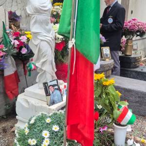 a352b51c-b593-4c80-8d00-f640433fff8c