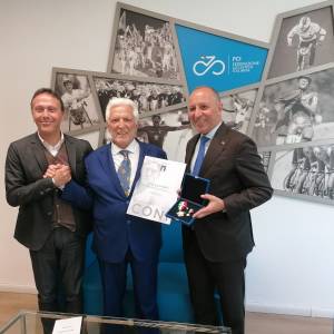 923b82d8-fffc-47f8-9c05-c3ec6da7434e