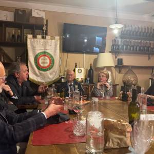 b258e373-f23f-41ec-a3d6-66cf742a1195