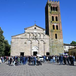 6c1f9cc6-e9d4-4da5-9479-0fcfa2654459